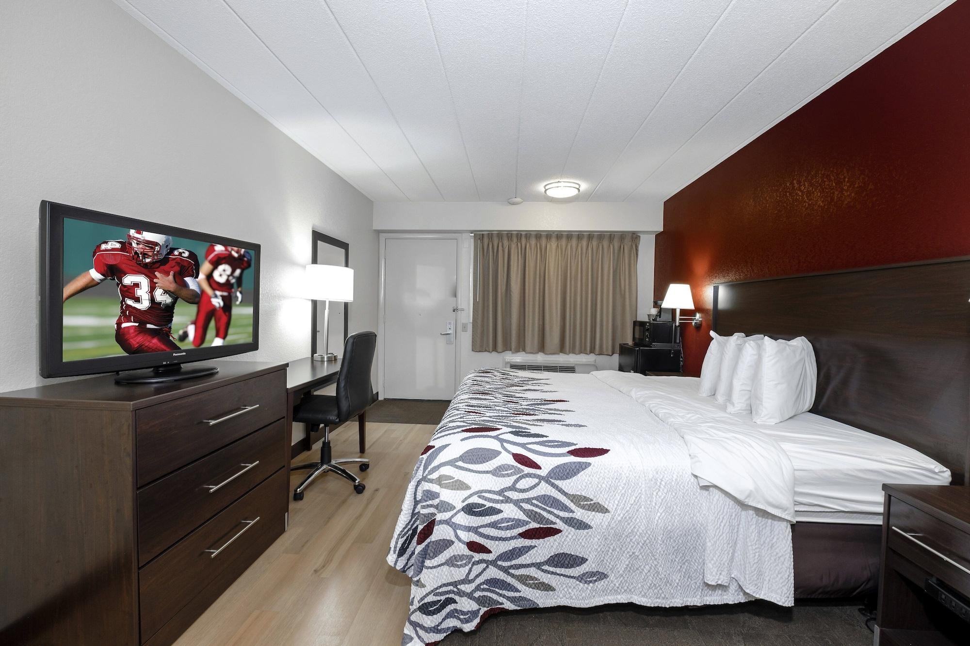 Red Roof Inn Bakersfield Exterior photo